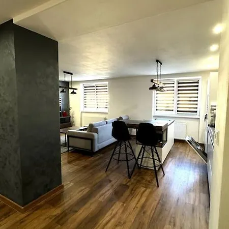 Modern In Centre *