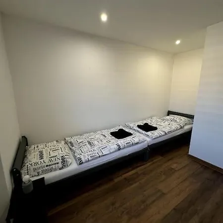 Modern In Centre Apartment